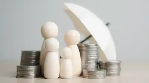 What is the Average Cost of Health Insurance for a Family of 4 in India?